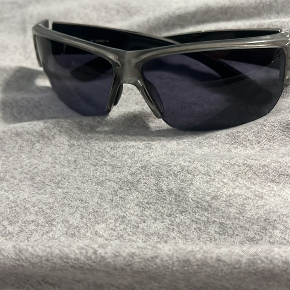 Costa Sunglasses - Picture 4 of 4